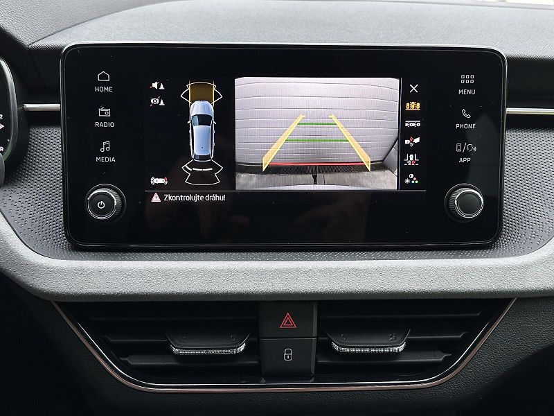 Škoda Scala 1.0TSi DSG 116PS LED V.Cockpit - fotka 34 z 46
