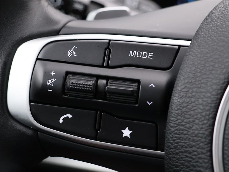 Kia Sportage 1,6 T-Gdi 118kW Exclusive DPH - fotka 17 z 36