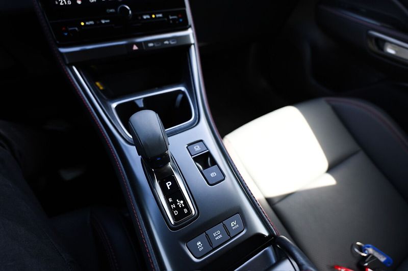 Lexus LBX 1,5 HEV ELEGANT TECH - fotka 15 z 22