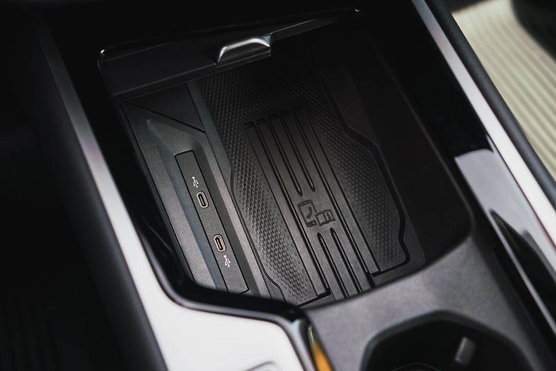 Volkswagen Passat (2025) 2.0 TDI - fotka 27 z 31