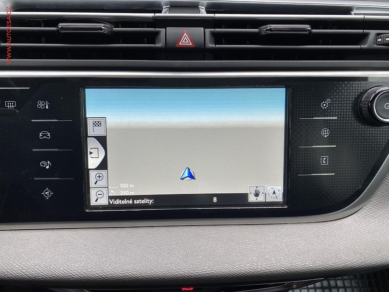 Citroën C4 Picasso (2014) 1.6 HDi, ČR, servis.kniha, AT - fotka 17 z 17