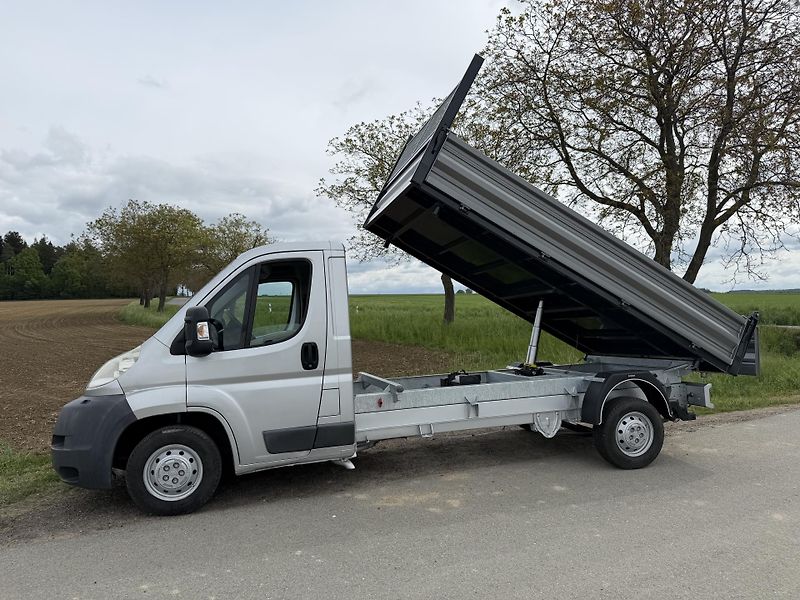 Peugeot Boxer (2010) 3.0 HDi novy sklápěč 159000km  - fotka 3 z 16