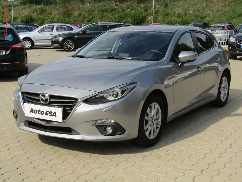 Mazda 3 (2015) 2.0 Skyactiv, 1.maj, navi - fotka 3 z 19