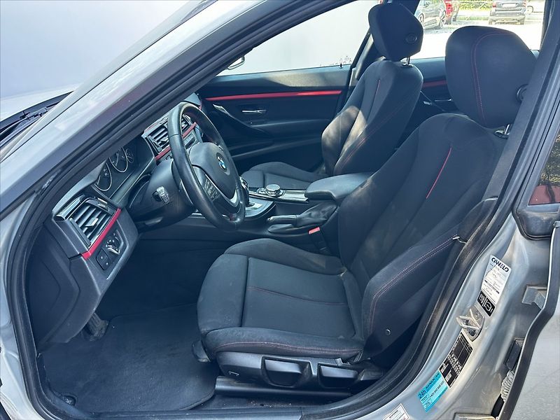 BMW Řada 3 2,0 2.0D 135kW GT- CZ - fotka 9 z 41