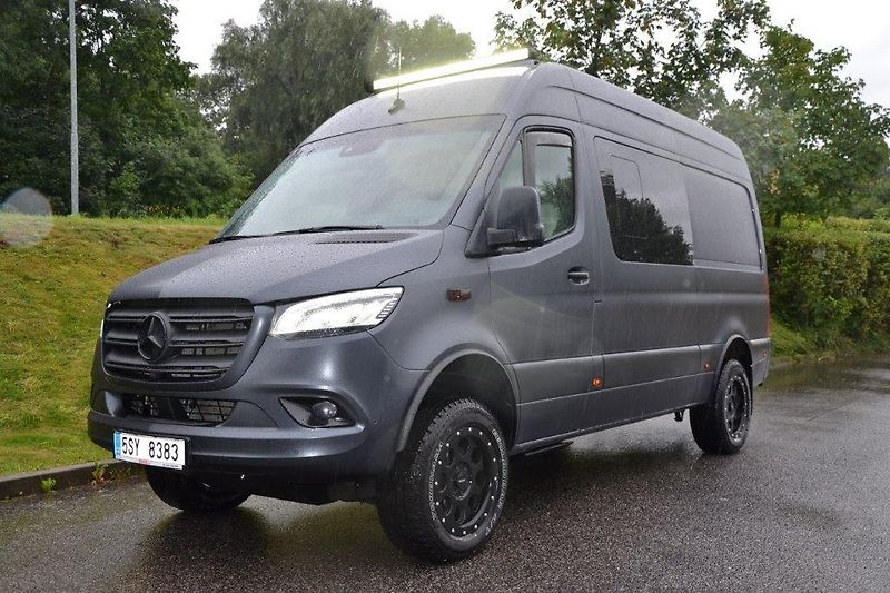 Mercedes-Benz Sprinter Sprinter 319  Camper V6 4x4 - fotka 8 z 86