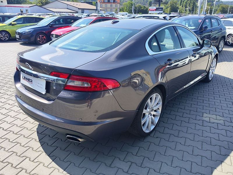 Jaguar XF 3.0/202kW V6 - fotka 5 z 31