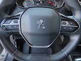 Peugeot 2008 (2020) 1.2 PureTech, Navi, Tempomat - náhled 19