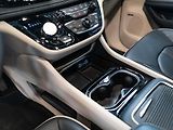 Chrysler Pacifica (2022) 3.6 Limited AWD, 360 Cam, ACC - náhled 28
