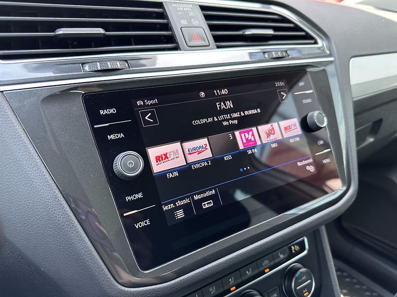 Volkswagen Tiguan 2.0 TSI DSG 4Motion - fotka 14 z 30