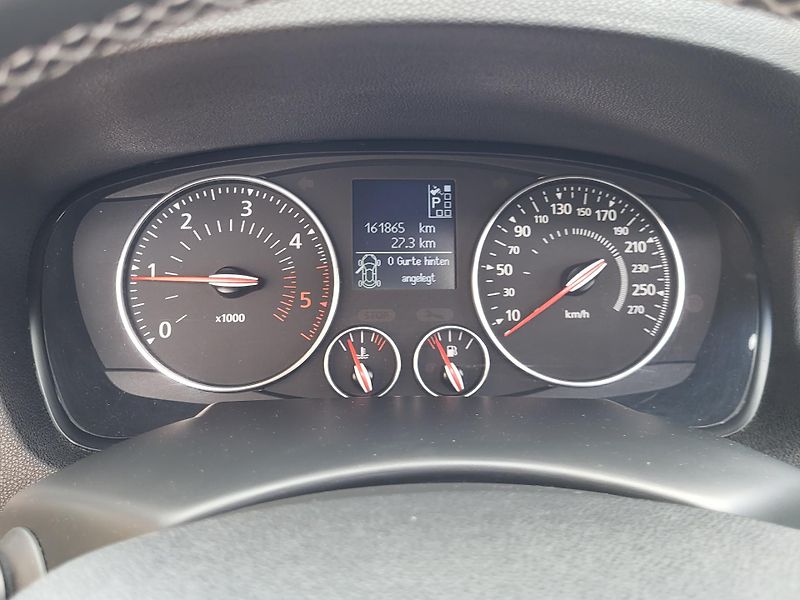 Renault Laguna 2.0dCi 127kW*4CONTROL*PANORAMA - fotka 18 z 54