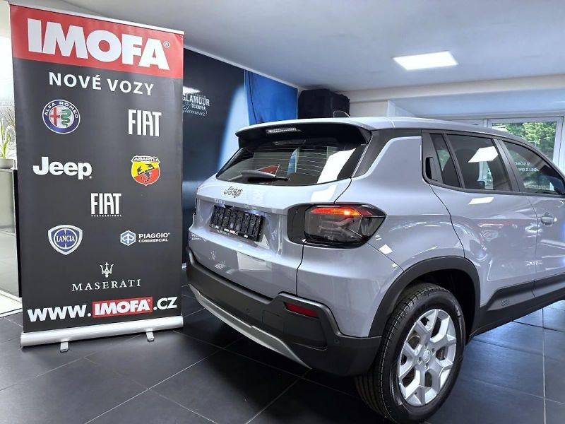 Jeep Avenger (2026) Electric Altitude 54 kWh 156k - fotka 5 z 20