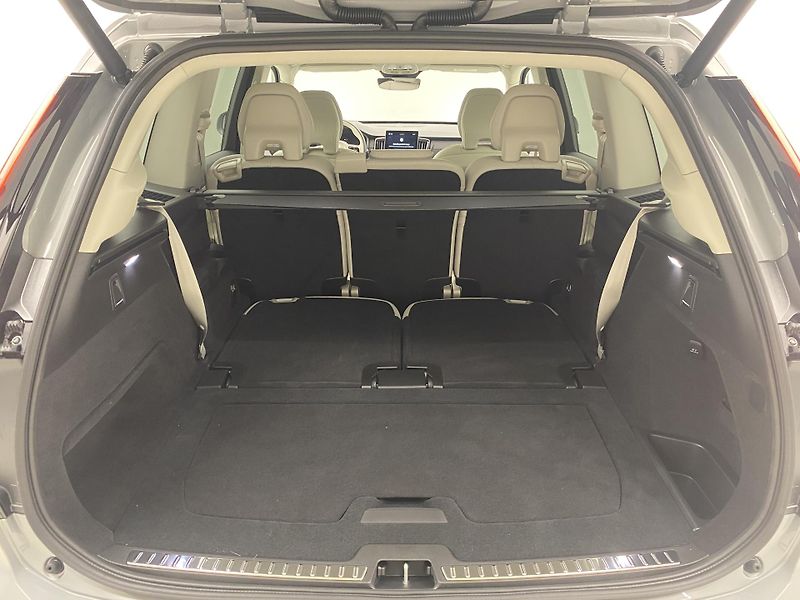 Volvo XC90 (2026) B5 AWD AUT BRIGHT PLUS 7míst - fotka 5 z 55
