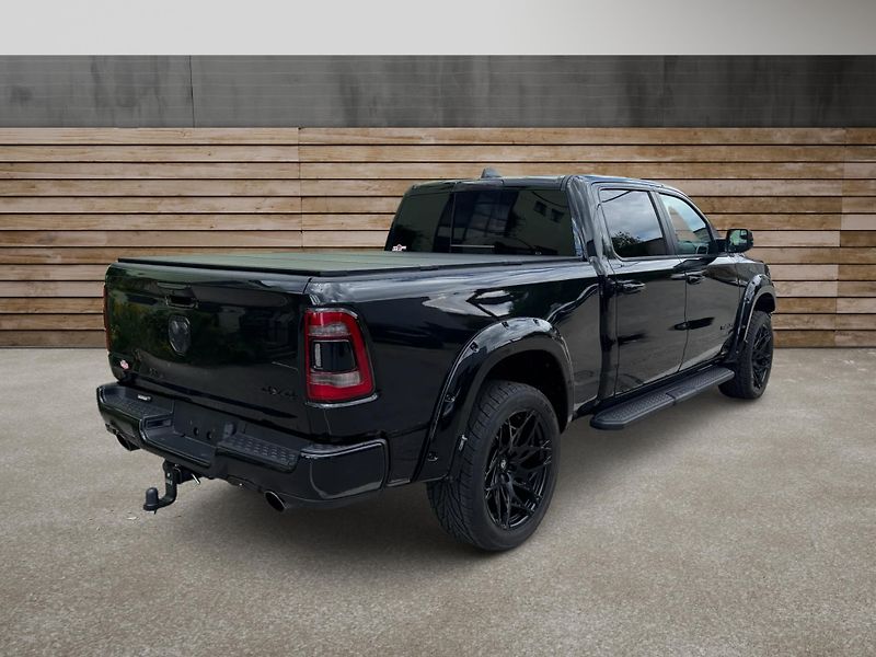 Dodge RAM (2022) +HEMI+BLACK EDITION+AIR LIFT+ - fotka 3 z 21