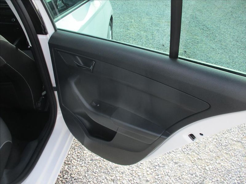 Škoda Fabia 1,0 TSI, klima,servis,DPH,CZ, - fotka 12 z 38