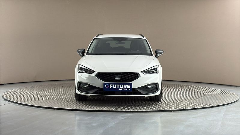 Seat Leon 2.0 TDI DSG FR Sportstourer - fotka 3 z 26