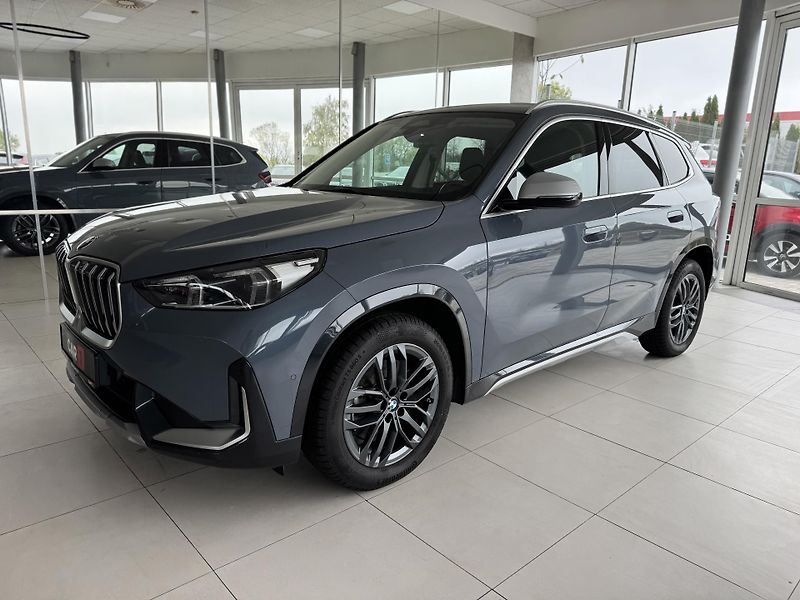 BMW X1 23d xDrive*xLine*KeyLess*DPH - fotka 2 z 37