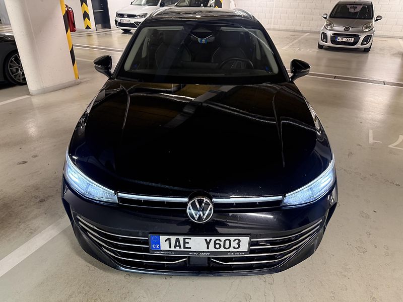 Volkswagen Passat (2024) Combi - fotka 9 z 15