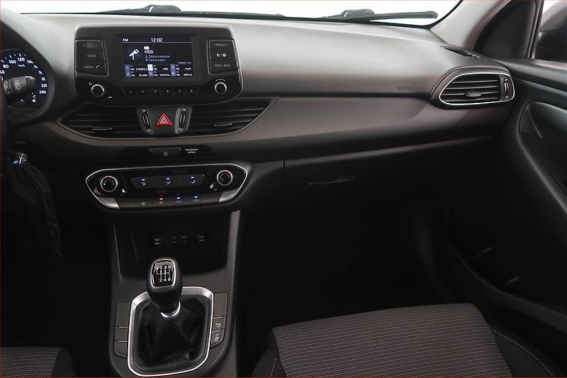 Hyundai i30 (2018) 1.6 CRDi, ČR,1.maj, Serv.kniha - fotka 8 z 18