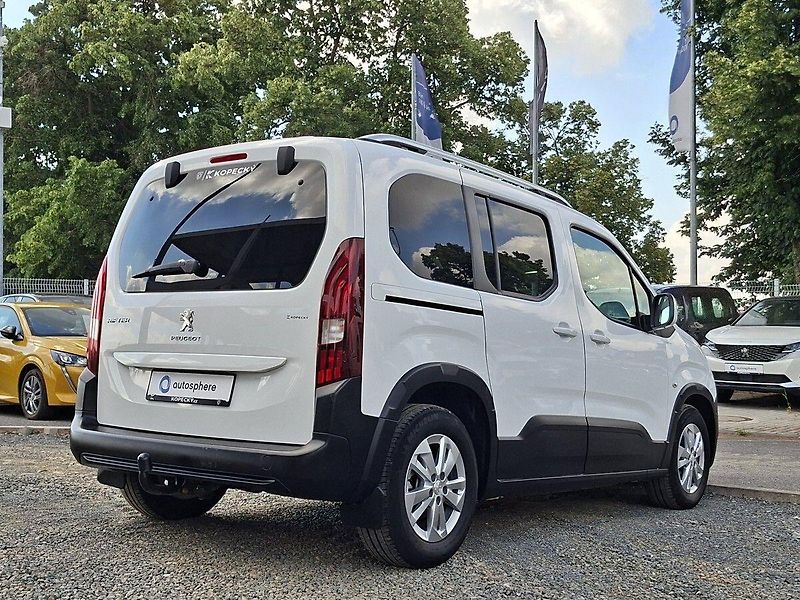 Peugeot Rifter ACTIVE 1.2 PT 110k M6 - fotka 3 z 22