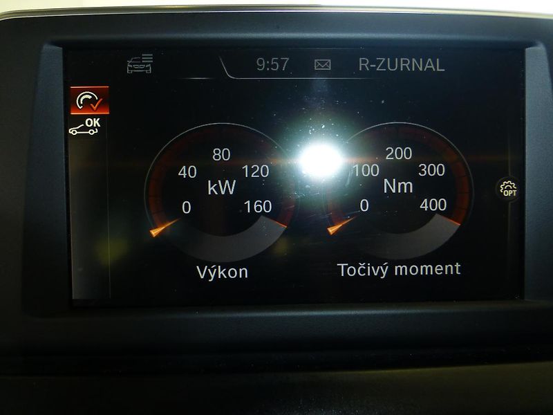 BMW Řada 2 (2016) 2,0D*NAVI*ALU*VYHŘ.SED*M.PAKET - fotka 27 z 28