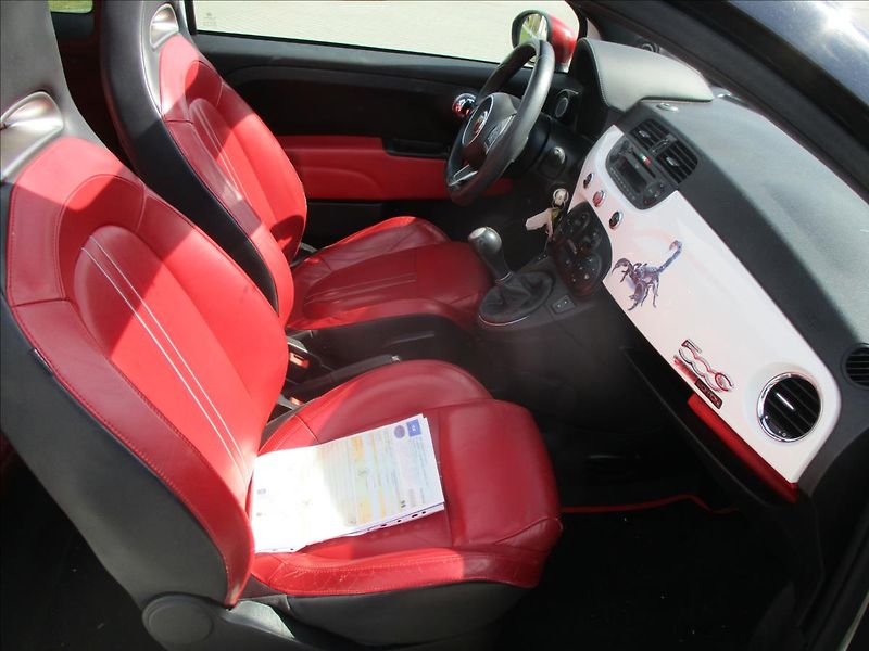 Fiat 500 1,4 T-Jet M 99kw ABARTH TOP - fotka 9 z 26