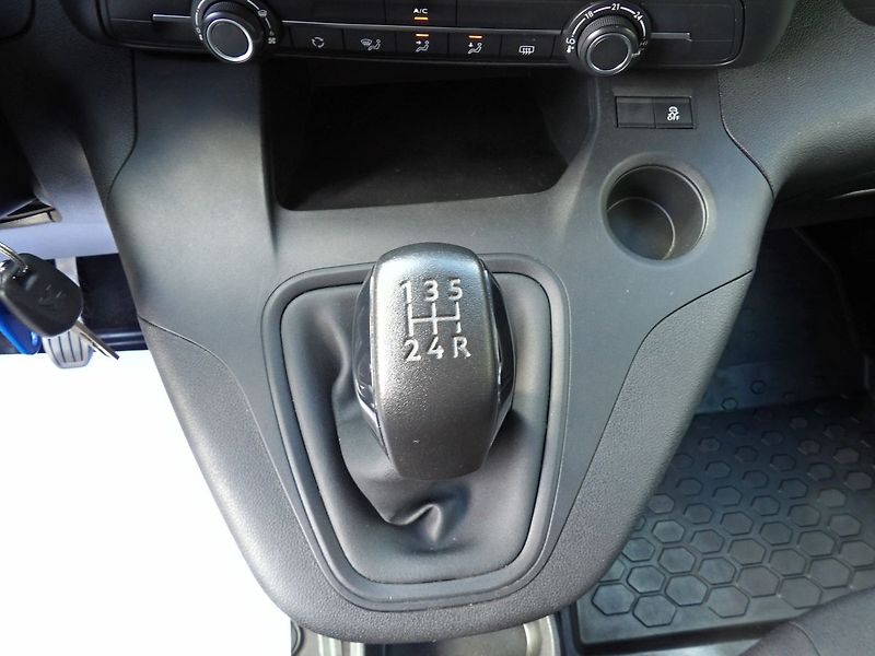 Peugeot Rifter 1.5 BlueHDI Active ČR 5míst - fotka 9 z 29