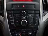 Opel Astra (2011) 1.4 16V, zamluveno - náhled 12