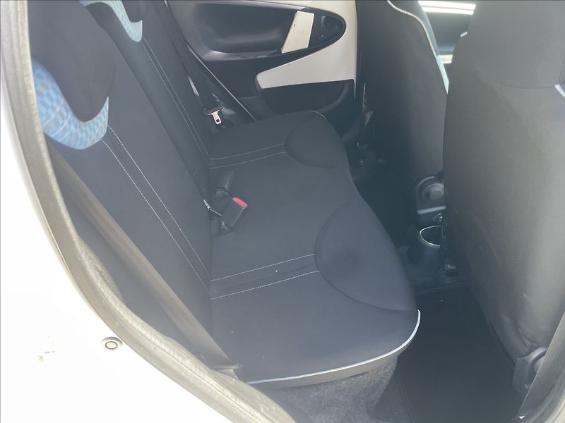 Citroën C1 1,0 i 50kw CZauto Klima ESP EU - fotka 10 z 31