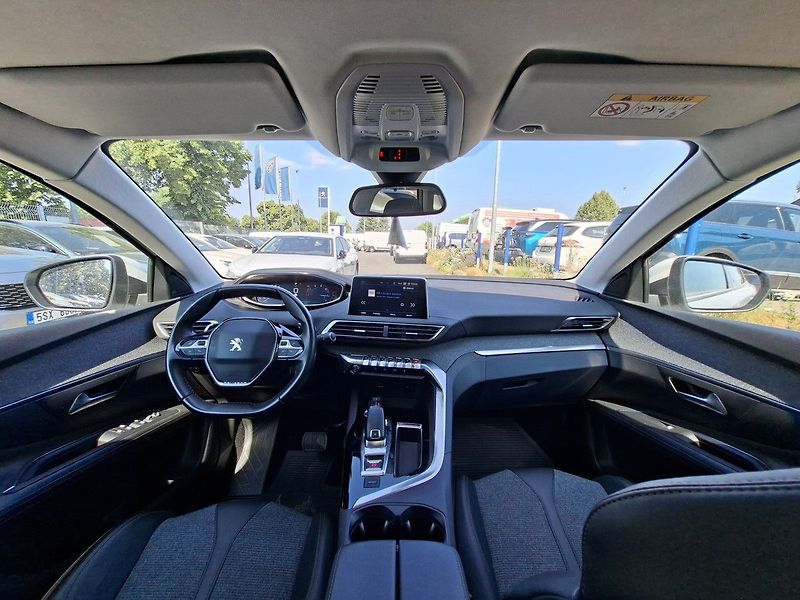 Peugeot 3008 ALLURE 1,5 BHDI 130k EAT8 - fotka 2 z 28