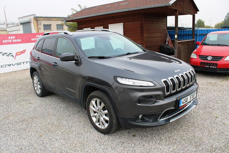 Jeep Cherokee (2018) 2,2 MJT 4X4 LIMITED KŮŽE NAVI  - fotka 1 z 22