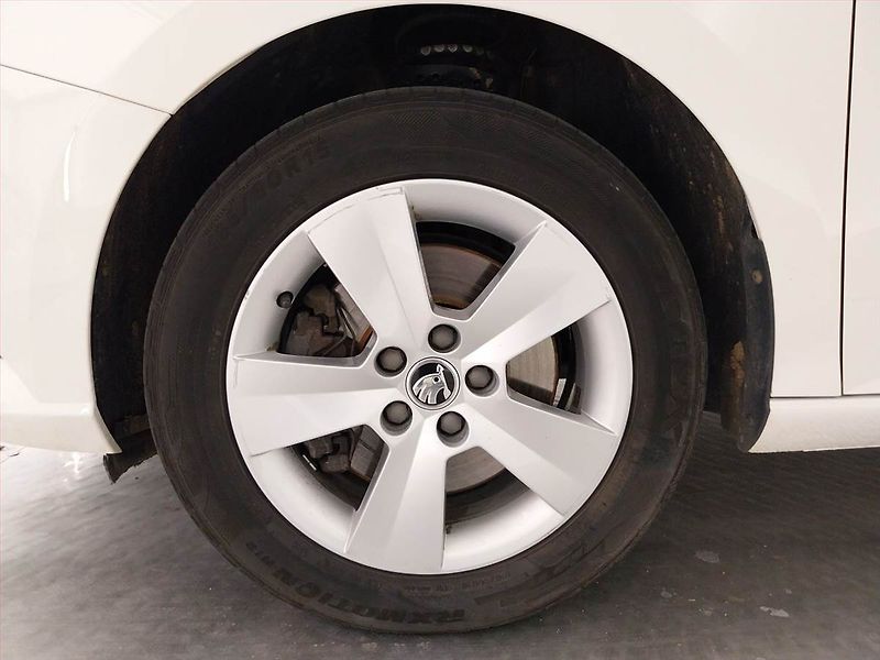 Škoda Fabia (2019) Ambition 1.0 TSI, Serv.kniha - fotka 14 z 21
