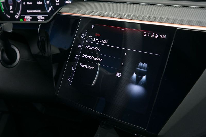 Audi e-tron 55 300kW Sportback Black Edice - fotka 36 z 47
