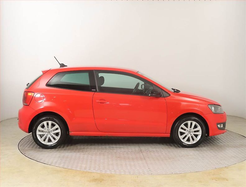 Volkswagen Polo (2012) Style 1.2 TDI, po STK - fotka 6 z 15