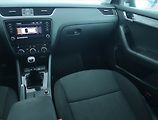 Škoda Octavia (2018) Style 1.6 TDI, Tempomat - náhled 8