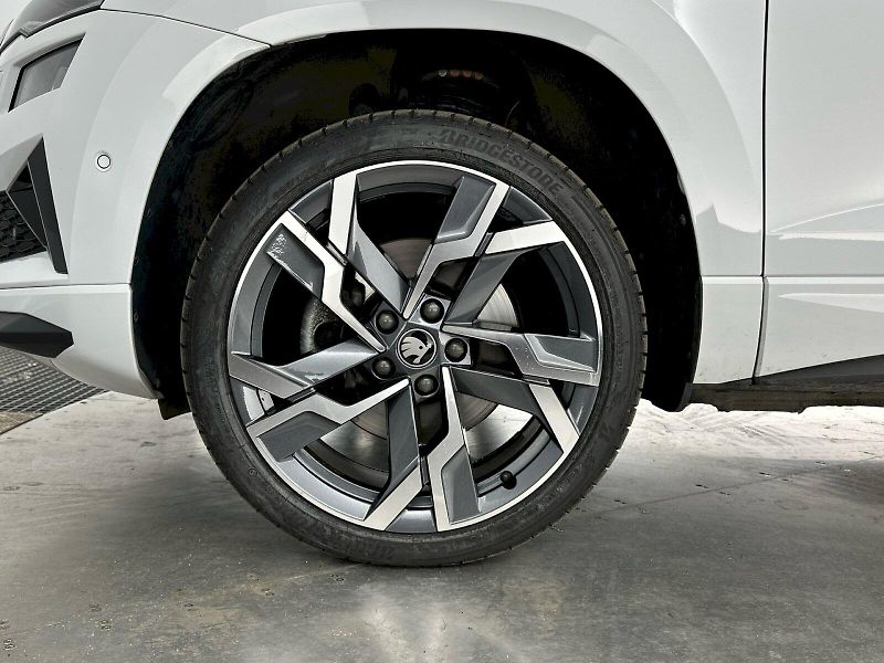 Škoda Karoq (2025) DSG 1.5TSI 110kW SportLine - fotka 36 z 36