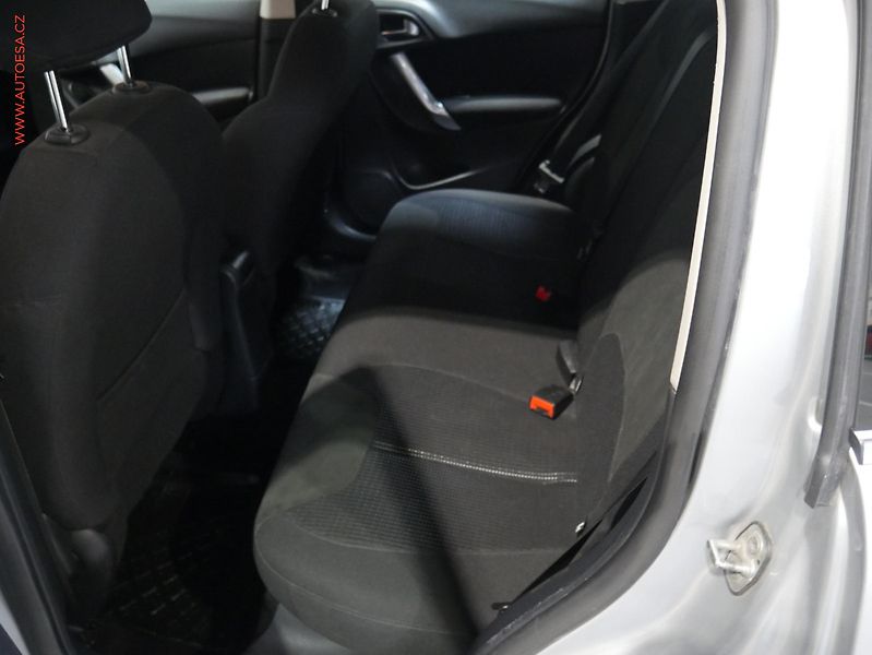 Citroën C3 (2013) 1.2i, STK11/27 - fotka 10 z 15