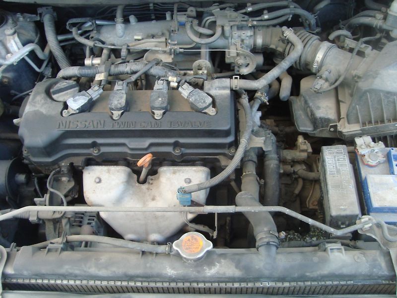 Nissan Almera Tino (2002) 1,8 - fotka 14 z 14