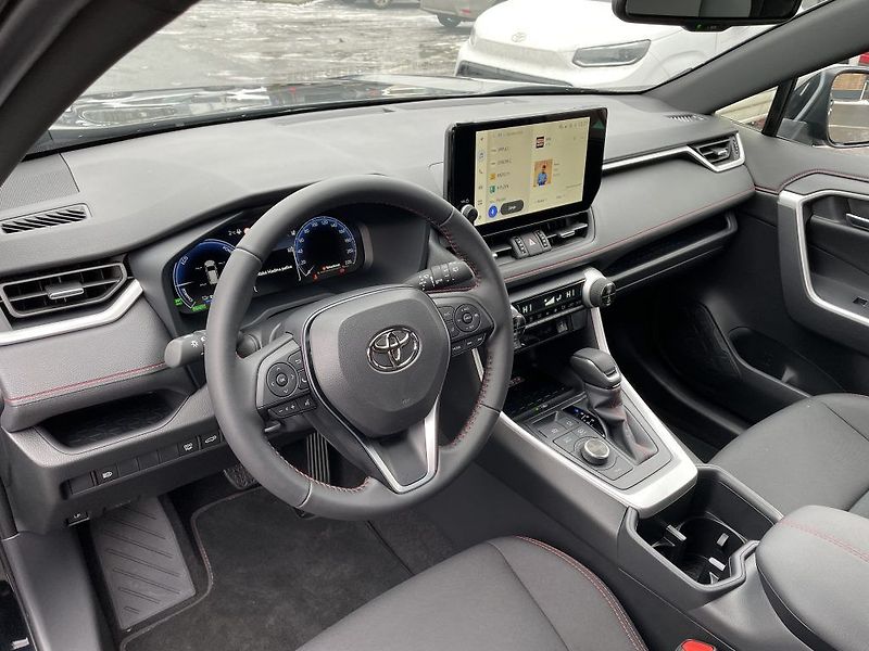 Toyota RAV4 2.5 Plug-in Hybrid ODBĚR 10/26 - fotka 15 z 34