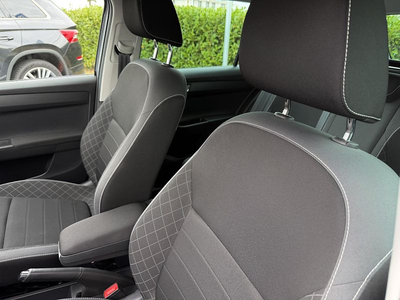 Škoda Fabia (2022) 1.0 Tsi 70 kw - fotka 18 z 22