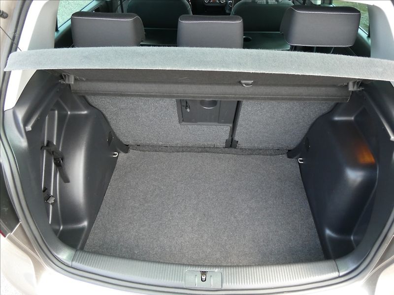 Volkswagen Golf Plus 1,2 TSi 77kW Match, auto klima - fotka 25 z 51
