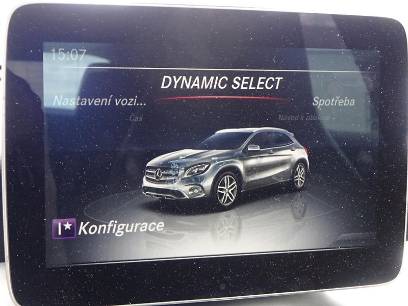 Mercedes-Benz GLA 200 CDI AMG Paket LED SERVIS - fotka 28 z 34