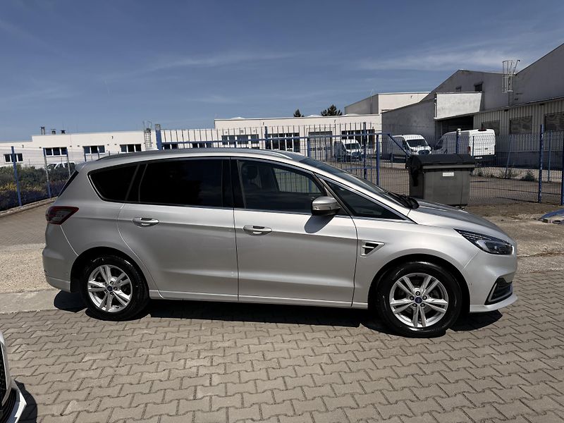Ford S-MAX (2023) 2.5 Hybrid,REZERVOVÁNO - fotka 39 z 46