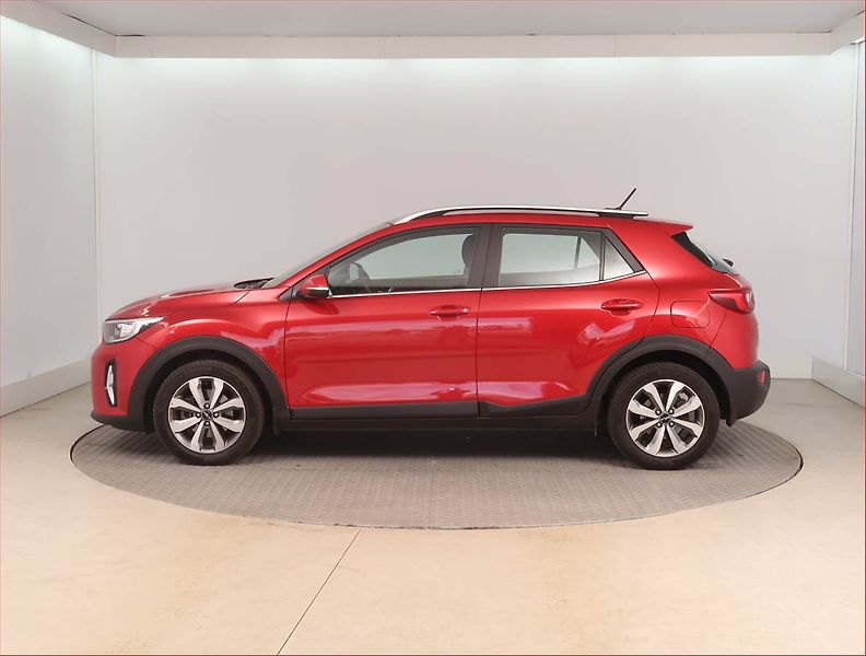 Kia Stonic (2023) 1.0 T-GDI, Serv.kniha - fotka 3 z 15