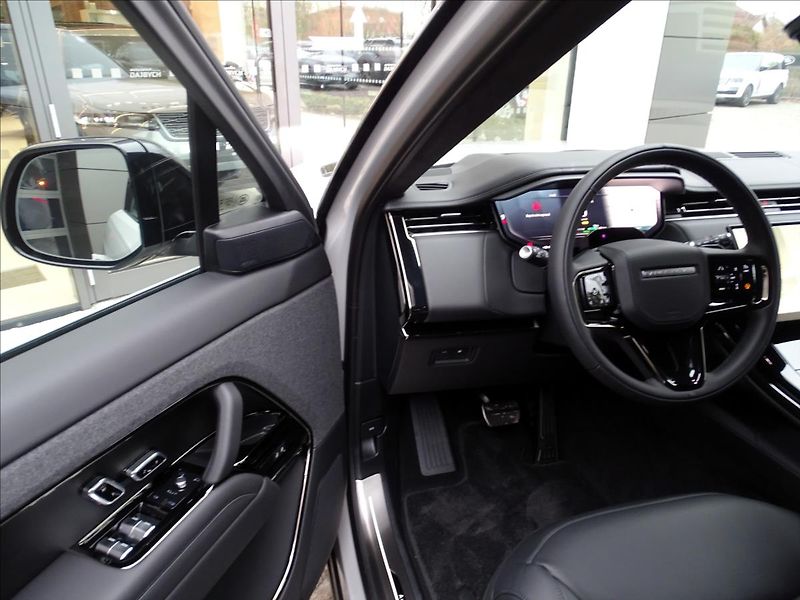Land Rover Range Rover Sport (2026) 3,0 P550e AUTOBIOGRAPHY PHEV - fotka 7 z 29