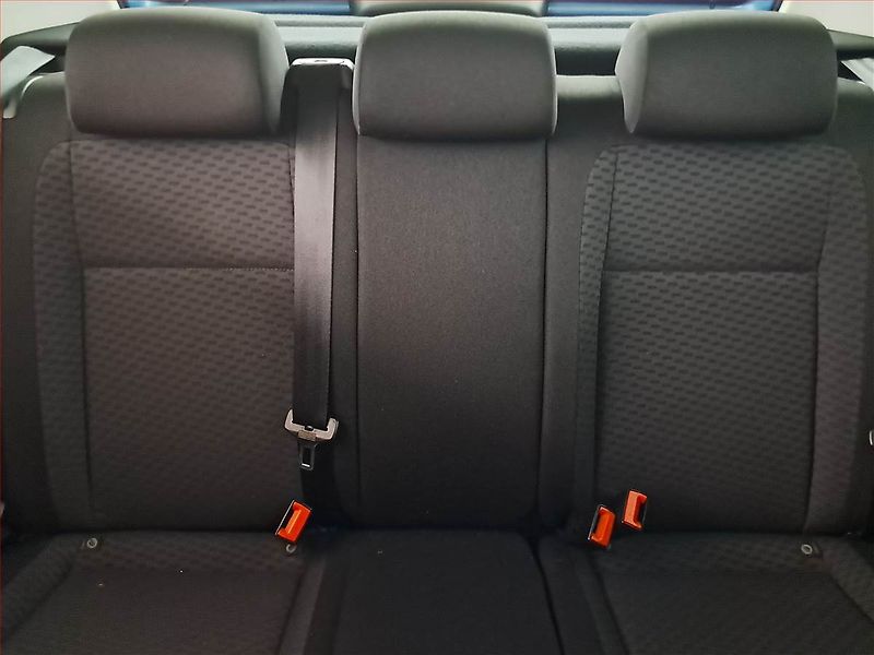 Škoda Fabia (2013) 1.2 12V, nová STK - fotka 10 z 16