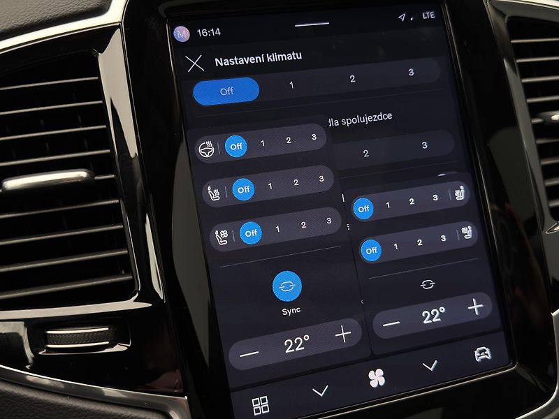 Volvo XC90 T8 AWD RECHARGE BRIGHT PLUS CZ - fotka 52 z 55