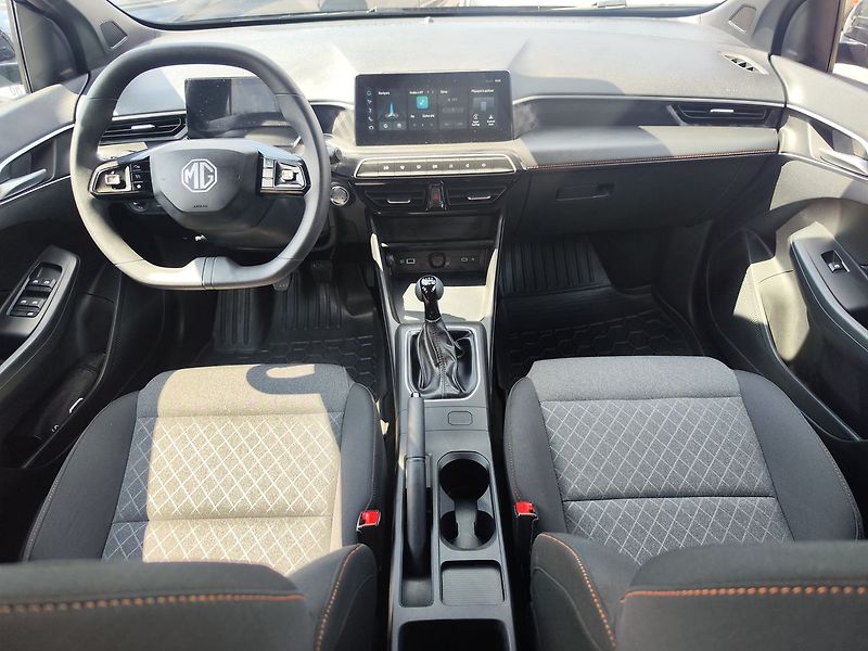 MG MG3 1.5i/85kW Elegance - fotka 11 z 31