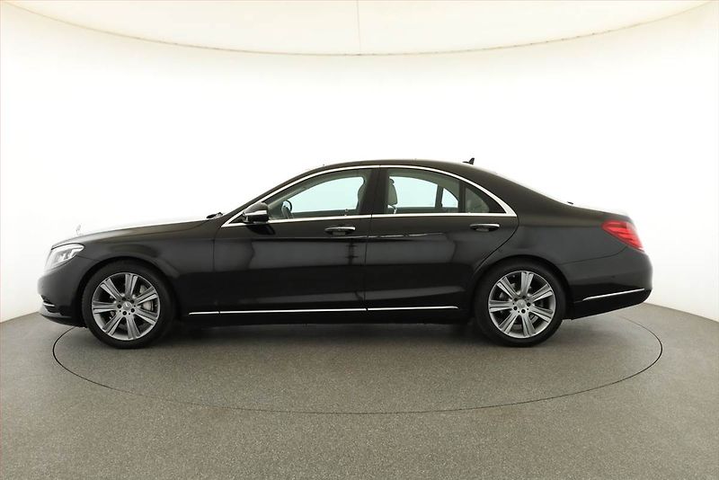 Mercedes-Benz Třídy S (2015) S 350 d - fotka 3 z 23
