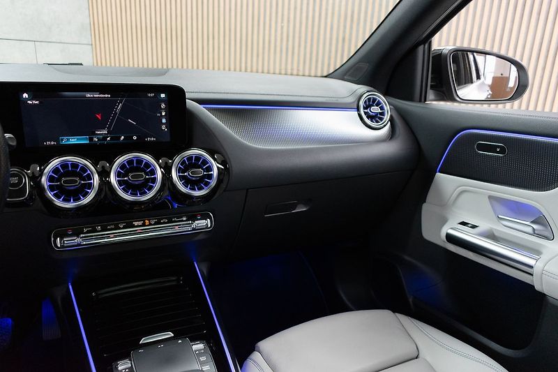 Mercedes-Benz EQA 250 EDITION 1*SoH 97%*TAŽNÉ*ČR - fotka 10 z 49