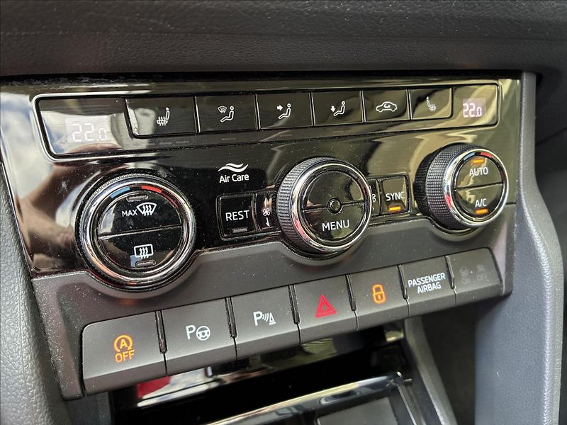 Škoda Kodiaq 2,0 TAŽNÉ,KAMERA,PANORAMA - fotka 35 z 39